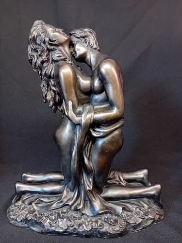 Crosa bronze effect embracing - crosa,