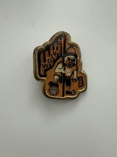 Vintage Wolves Coffer Pin Badge Wolverhampton Wanderers Football Fan Flag Rattle