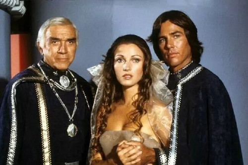 Battlestar galactica lorne - battlestar,