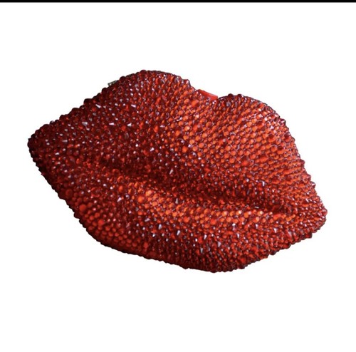 Red rhinestone lip shaped - red,