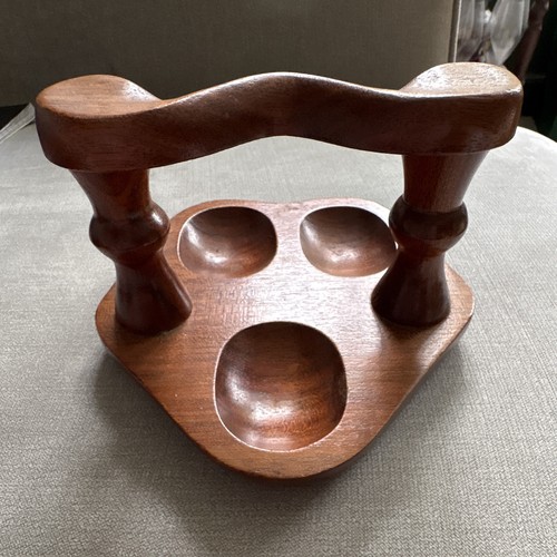 Wooden egg cup - ro-el, pipe