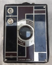 KODAK Beau Brownie No.2 Camera : Art Deco Black & Burgundy / Maroon