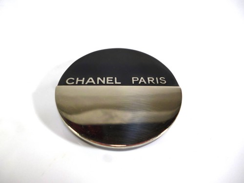 Chanel logo brooch silver - logo,
