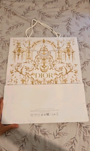 Dior white paper - dior, with