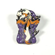 2021 Disney Parks Halloween Goofy Scarecrow Costume Glitter Pin