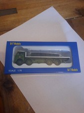 NIB B T Models 1/76 DB05