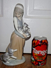 Lladro Following Her Cats Girl
