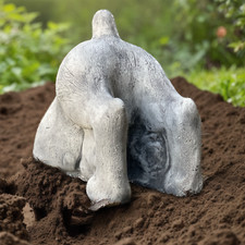 Digging dog statue Concrete