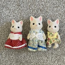 Sylvanian Families Silk Cat family Bundle Of 3 Clothed