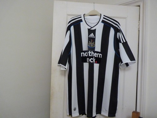 Newcastle united football - newcastle,