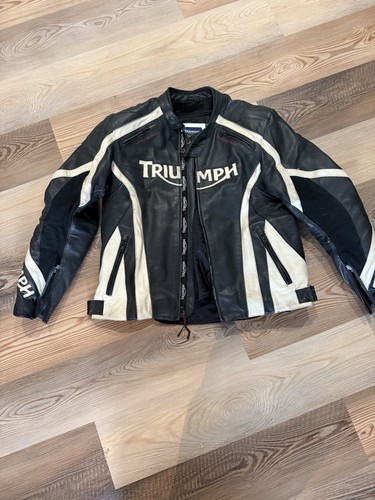 Vtg triumph motorcycle - vtg,