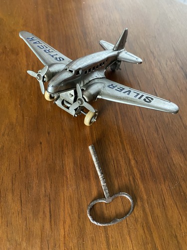 Silver streak tin - (japan),