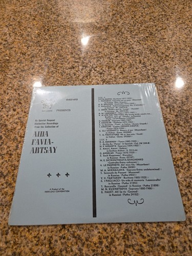 Aida favia artsay titta - -,