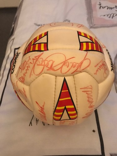 1990 england team signed - england,