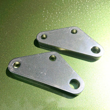 HONDA XR400R - NEW STAINLESS FRONT ENGINE HANGING BRACKETS 50533KCY670 x 2