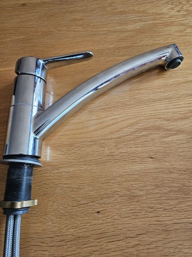 Grohe single block mixer - single,
