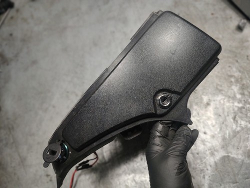 Storage packet glove box
