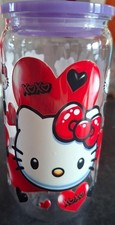 plastic cups with lids and