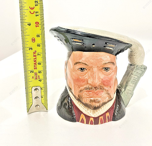 Royal doulton character jugs - character,