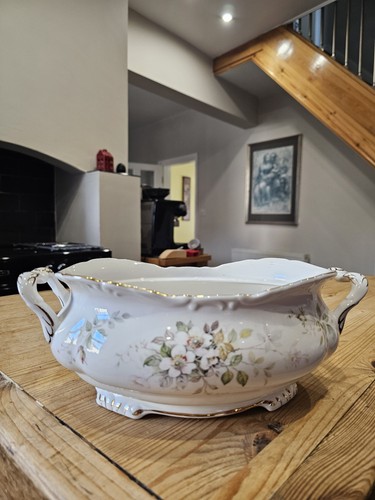 Royal albert tureen - tureen, base