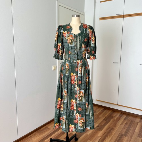 1980s floral bavarian trachten - 1980s,