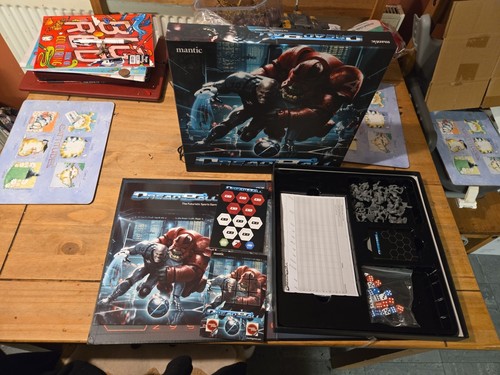 Mantic dreadball board game - mantic,