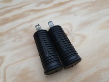 1 HARLEY-DAVIDSON LARGE CUSHIONED FOOTPEG KIT