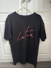 The Couture Clubs Men’s Black T-Shirt Size Large with Red Vinyl Print