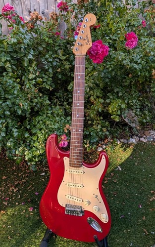 1997 squier fender - by,