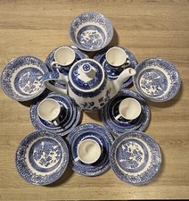 Old Willow English Ironstone Tableware (21-piece Tea Set And 5 Cereal Bowls)
