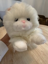 Vintage Russ Berrie SABRINA White Persian Kitty Cat Plush Stuffed Animal #392 