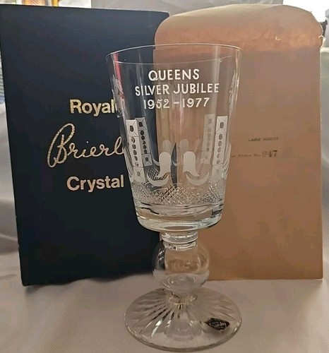 Queen elizabeth silver - ii,