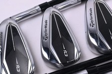 Taylormade Qi Irons / 5-PW+SW