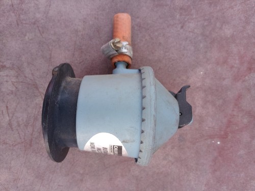 Gas regulator push clip - gas,