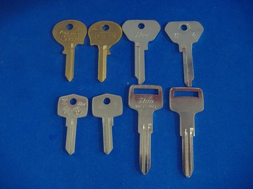 Lot eight piece - eight, classic