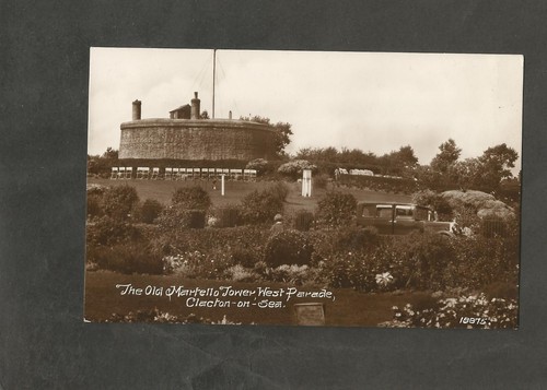 Postcard essex clacton - clacton, on
