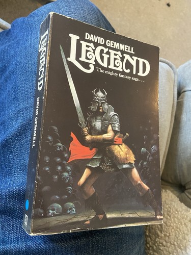 Legend david gemmell - by,