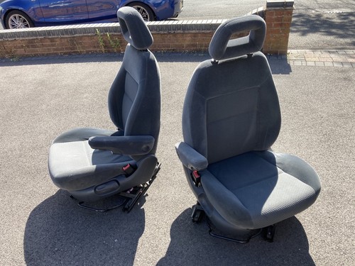 Captain seats swivel - swivel,