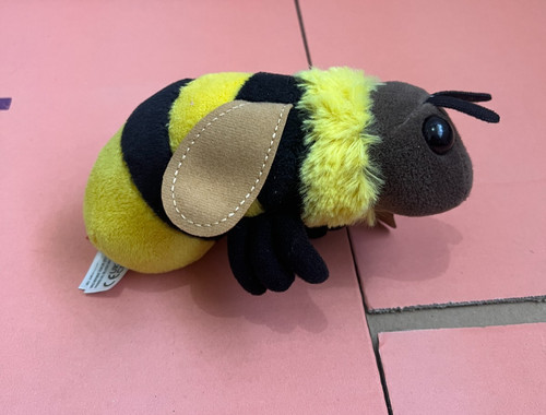 Wild republic bumblebee bee - republic,