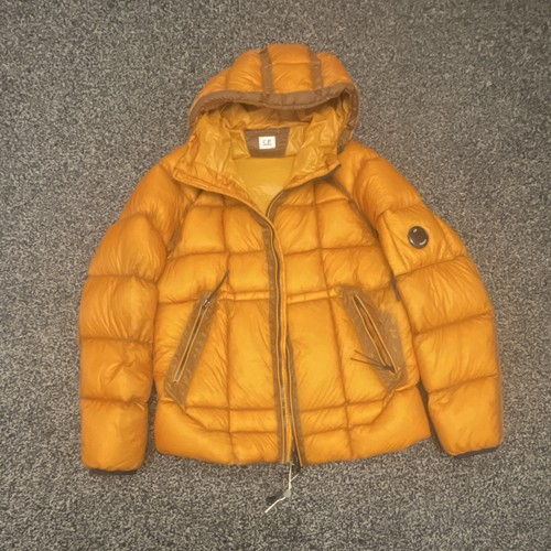 Company d shell - shell, orange