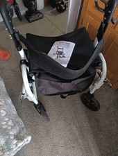 Aidapt Deluxe 2 in 1 Rollator 4 Wheeled Walker Seat Transit Chair Mobility Aid