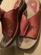 🦋Vintage Dr Martens Red