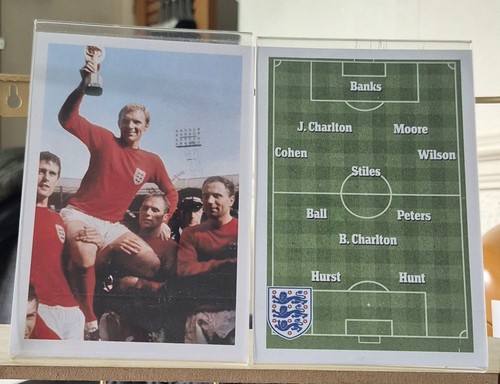 Bobby moore england - moore, national