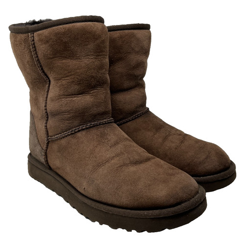 Ugg boots women size 10 - boots,