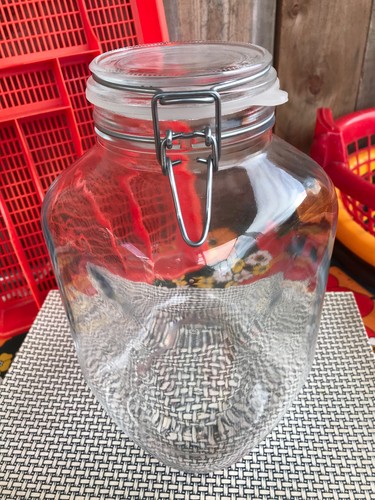 Vtg made italy glass sweet - in,