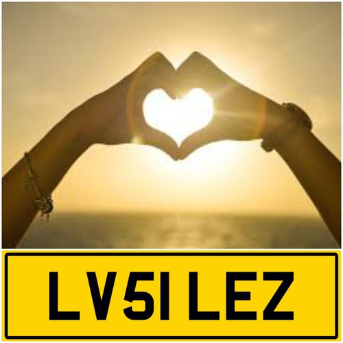 Loves lez love les - loves, lesley