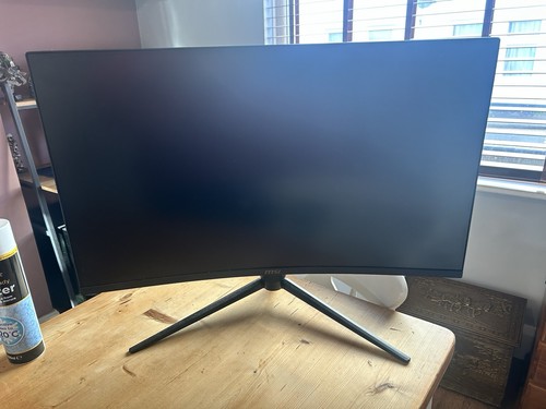 Msi g32cq5p quad curved - quad, 32"