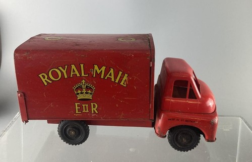 Vintage wells brimtoy - *vintage*,