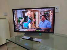 Toshiba smart TV 24" with free