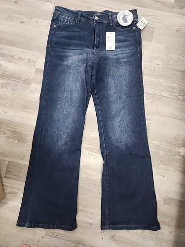 Nwt curve appeal - $88,